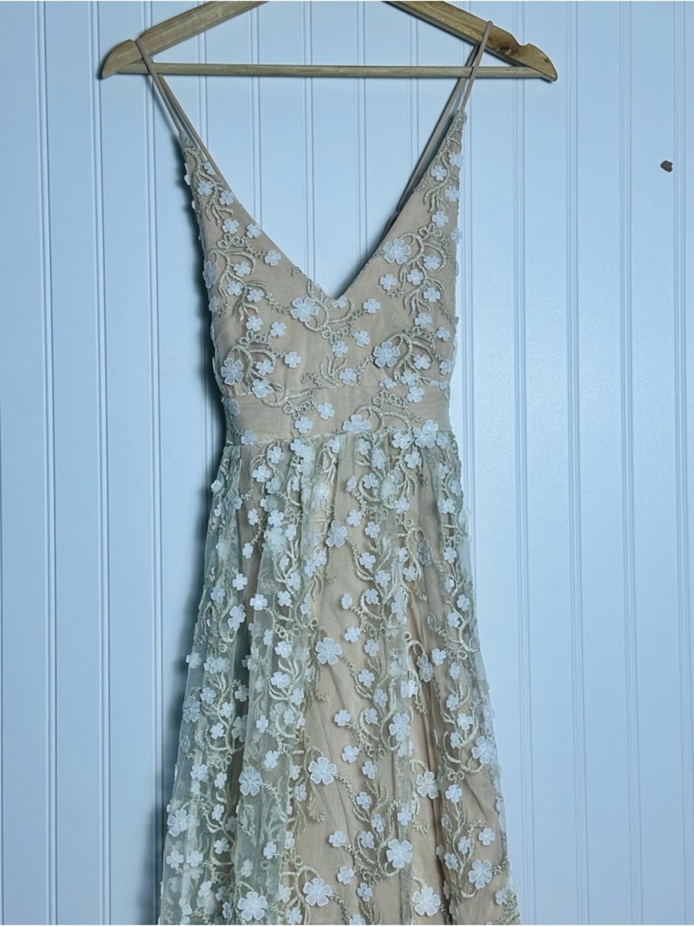 Altar’d State Maxi Dress Ivory Caledonia Strappy Floral Overlay Womens Size M - Picture 5 of 12